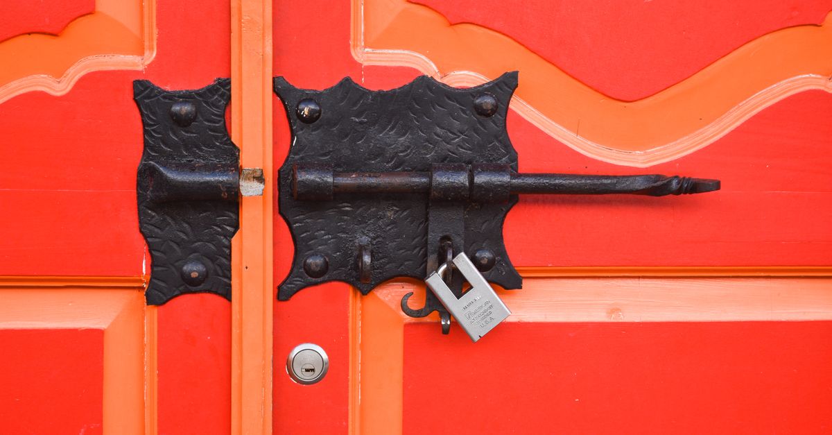 door lock repair home — Syosset Locksmith NY