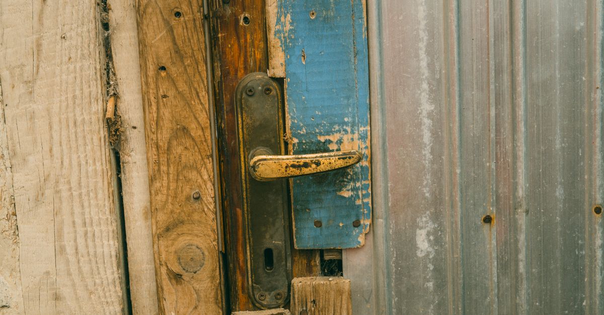 Mortise Lock vs. Door Knob Lock: Which One Is on Your Door? — Syosset Locksmith NY